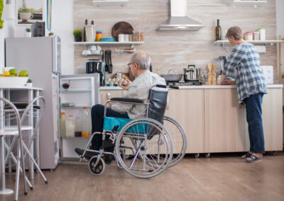Organizar la alimentación de una persona mayor